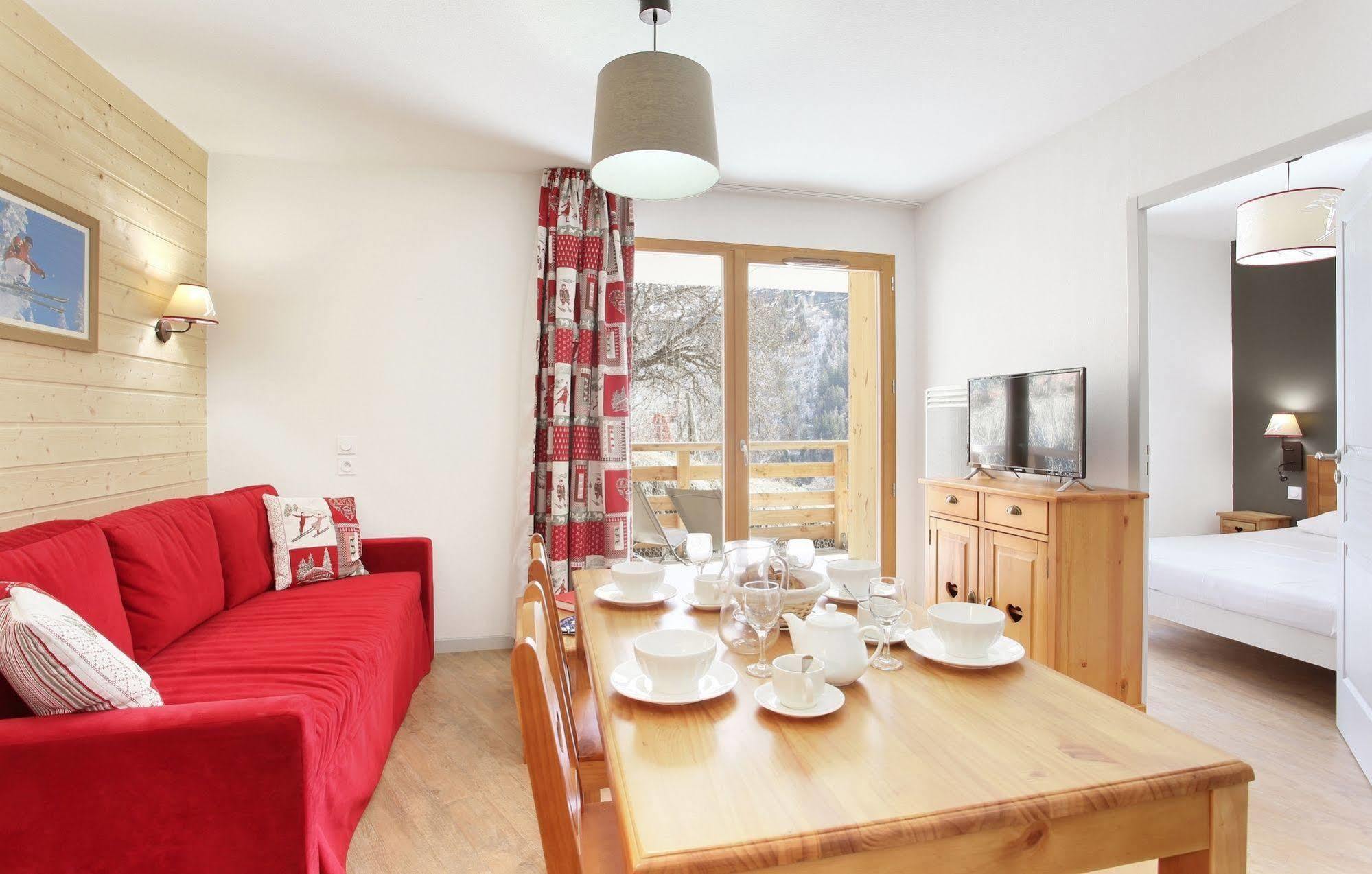 Residence Goelia Le Crystal Вожани Экстерьер фото